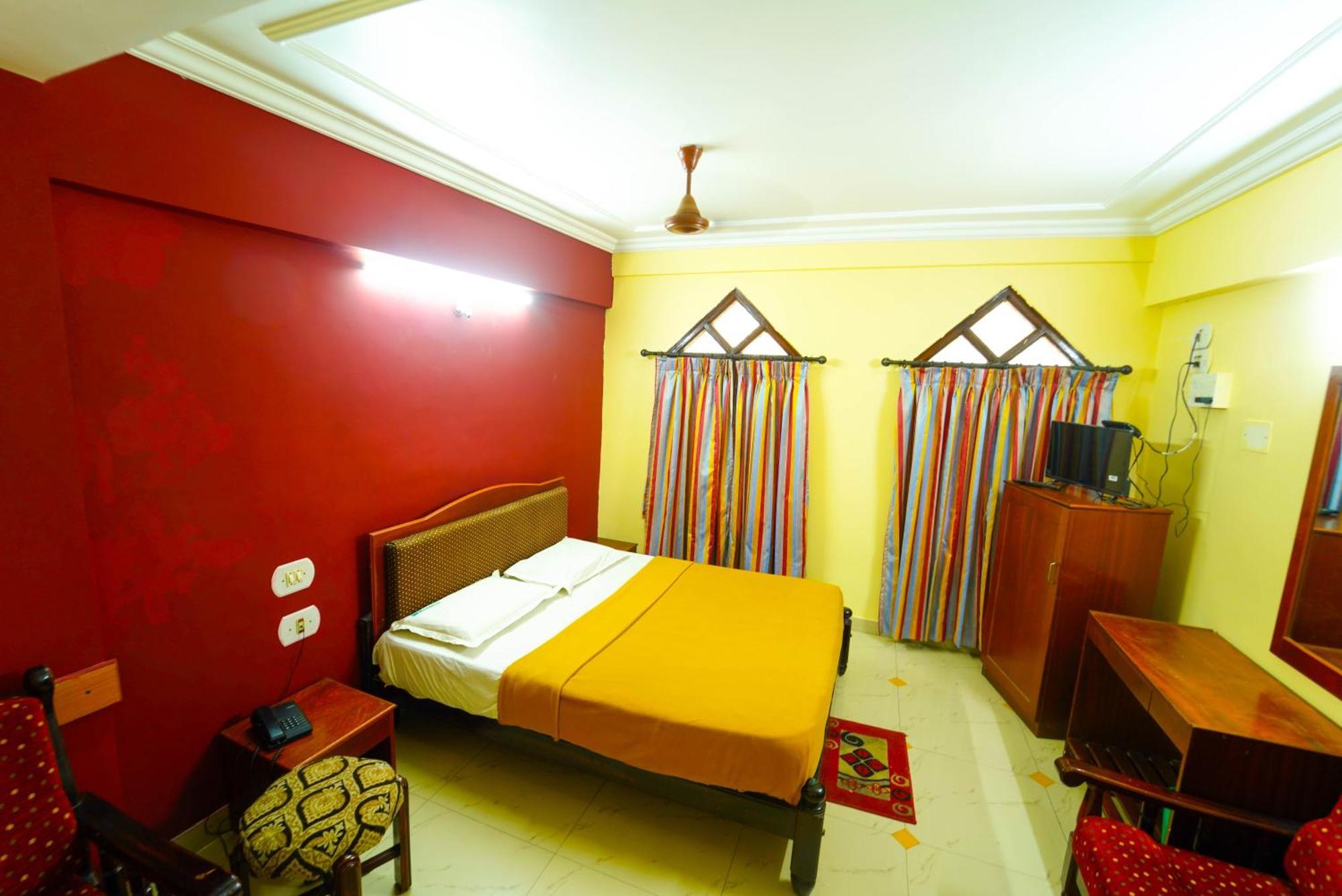 Amogha Residency Hotell Mysore Eksteriør bilde